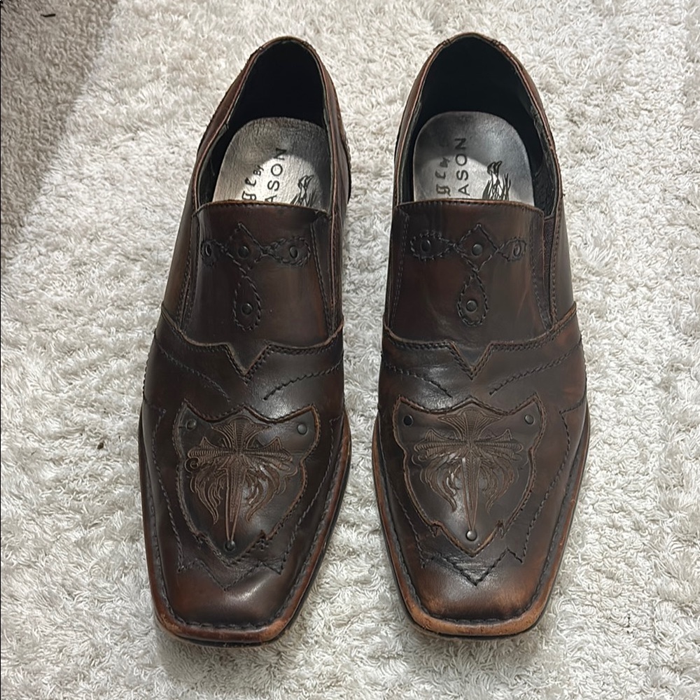 Brown Slip-On Loafers with Wingtip Design and Comfortable Fit